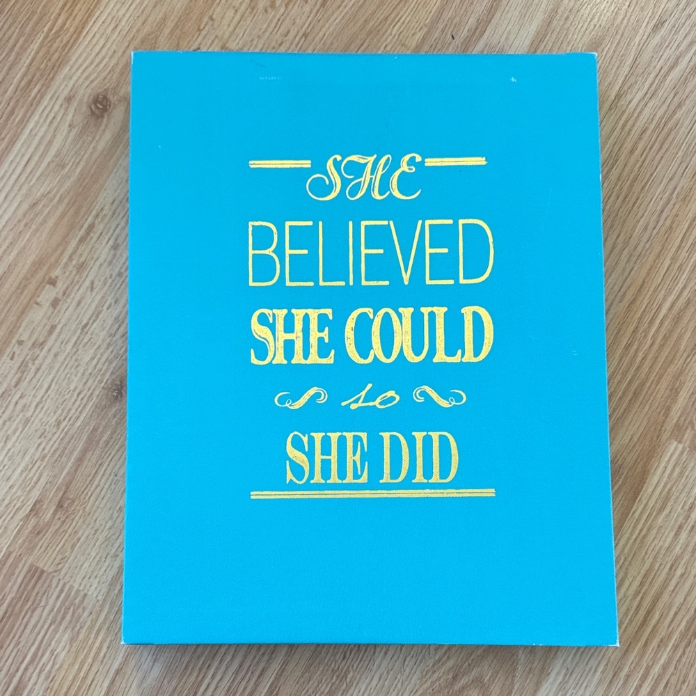 Inspirational Home Decor in Teal & Gold ✨